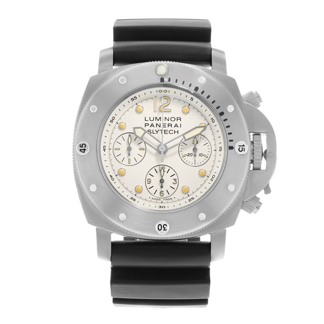 Panerai Luminor Chrono PAM00225 Image 2